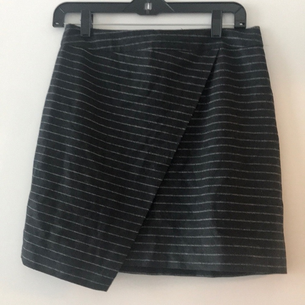Madewell Striped Navy Skirt !